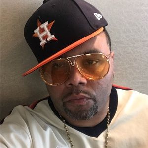 Meet your Posher, Costello